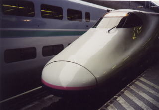 東北新幹線「はやて」